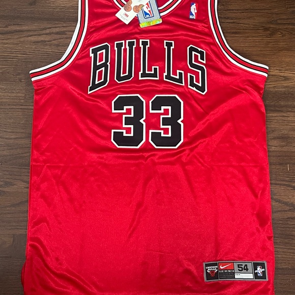 NWT Scottie Pippen Chicago Bulls Nike Authentic Jersey 54 NBA Red Basketball